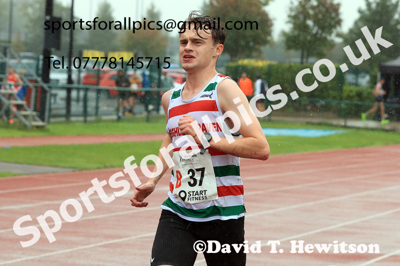 Senior Mens 6 Stage 2025 Northern Athletics Autumn Road Relays, Leigh, Lancashire. Photo: David T. Hewitson/Sports for All Pics